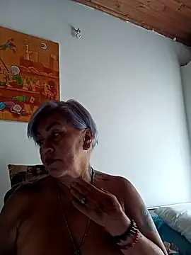 DirtyBIianca Chat XXX in diretta