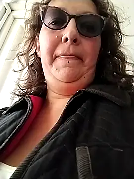 _Saraqueen: απευθείας συνομιλία ΧΧΧ