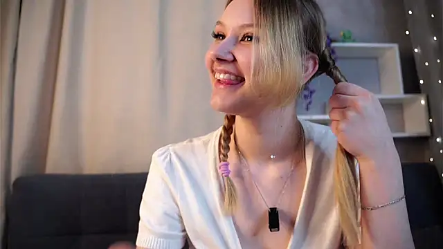 ElissaGlod – Live XXX-chat