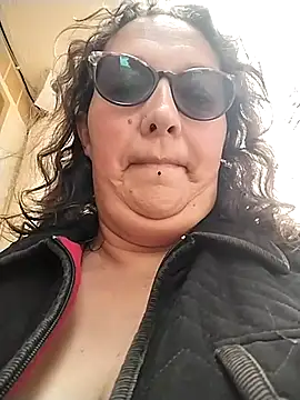 _Saraqueen live XXX chat