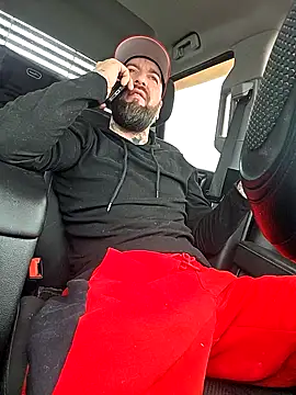 Beardedtattood Chat XXX live