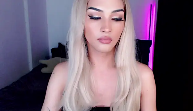 Alicegreenexx Adlı Modelin Web Kamerası Şovu