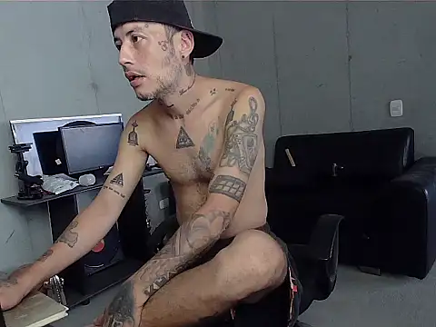 Chat +18 de patrik_tattoo_ ao vivo