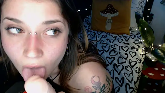 دردشة AlienforTwenty الجنسية المباشرة