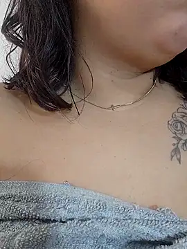 LizzRouse লাইভ XXX চ্যাট