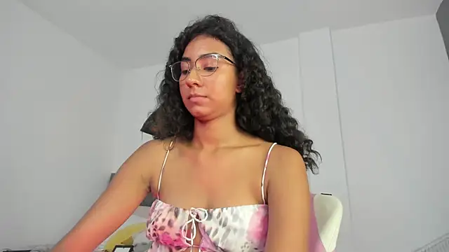 khaliope Adlı Modelin Web Kamerası Şovu