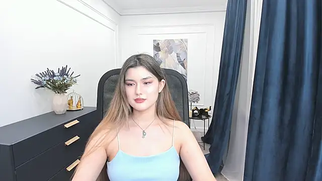 AnneTLi: онлайн-секс-чат