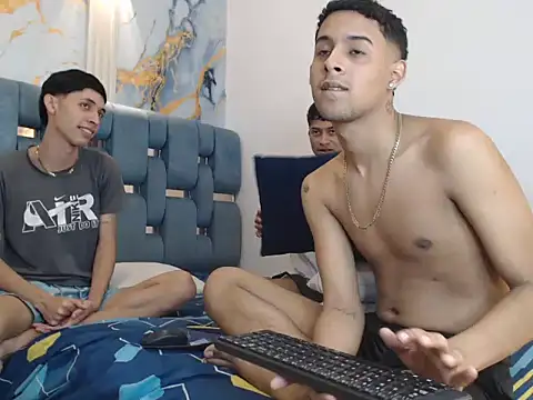 GOLD_BOYS Webcam Show