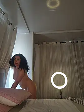 Lucy_Marin – Naživo XXX chat