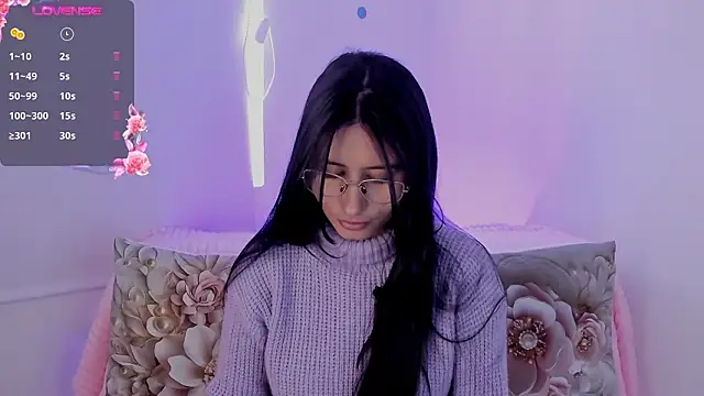 Czat XXX na żywo – NayeCloud