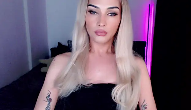 Alicegreenexx Webcam show