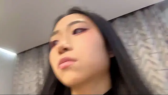 SweetMiaXO 在線直播表演