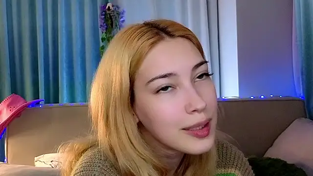 AngelicRice Adlı Modelin Canlı XXX Sohbeti