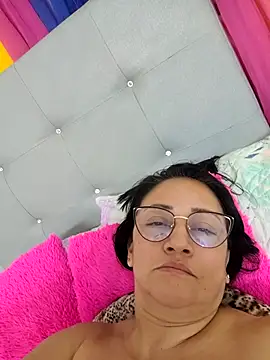 Chat +18 de Ameliarizo ao vivo