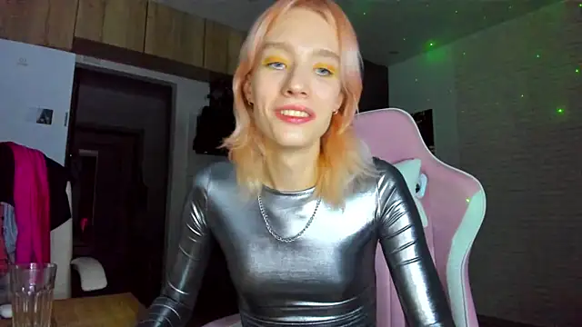 _Alice_Kitty Webcamshow