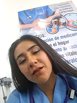 CAROLINE__07n Live XXX chat