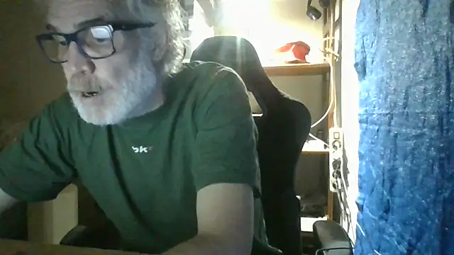 Charliebraum1974 Live XXX-chat