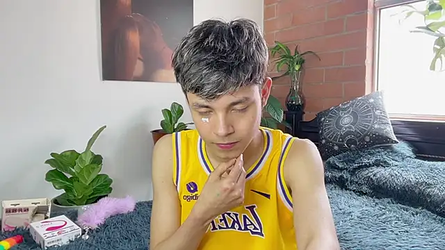 Chatroom XXX en direct de Andy_Belier23