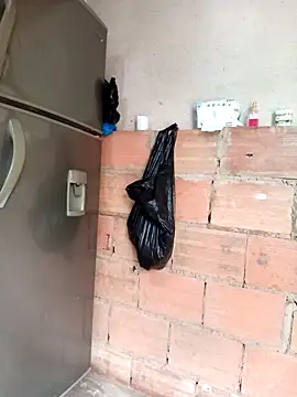 Hot_Veteran_1 라이브 XXX 채팅