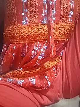 Sweet-runi Show in webcam