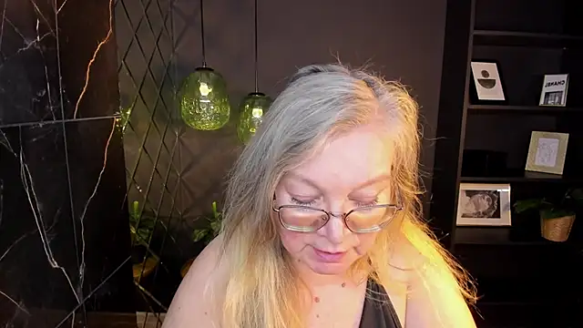 Chatroom XXX en direct de NataliMellow