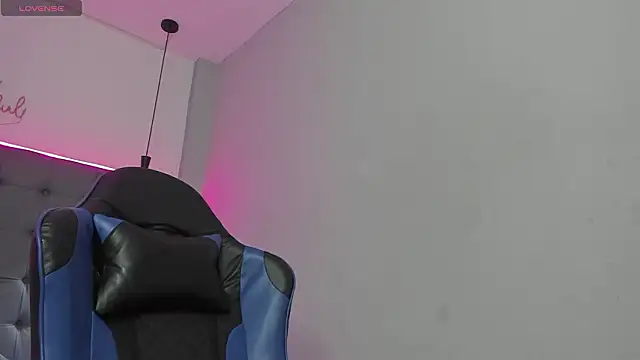 Sylasfrost Live XXX-Chat