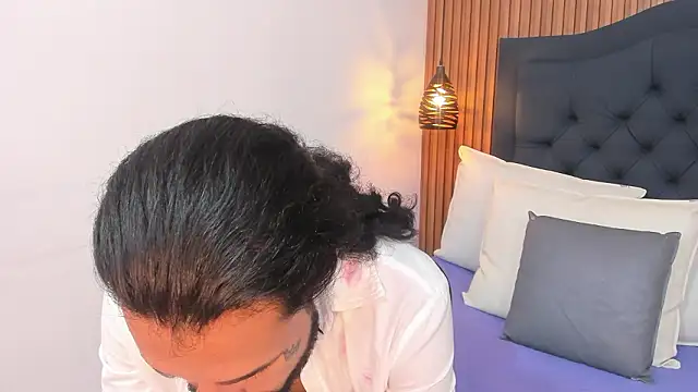 Hisoka_011 라이브 XXX 채팅