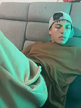 دردشة NaytonFreeman الجنسية المباشرة