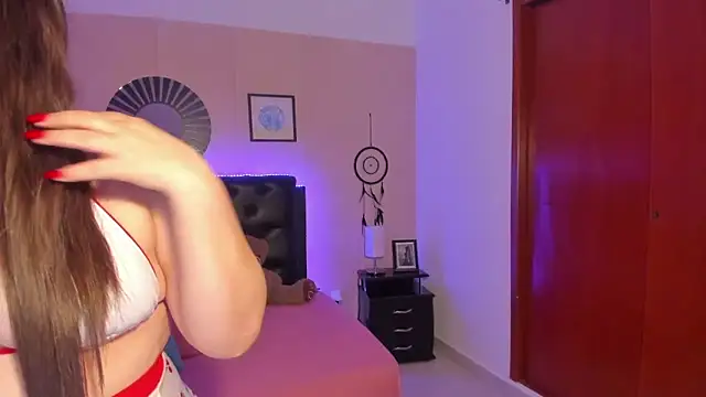 LolaVillalobos Adlı Modelin Canlı XXX Sohbeti