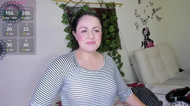 Juli_castillo1 Obrolan Langsung XXX