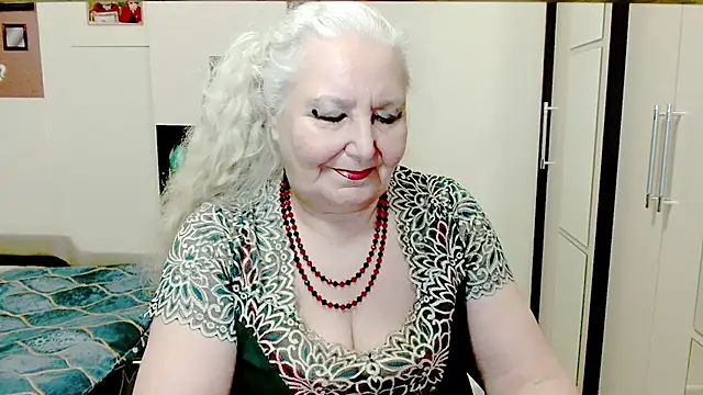 GrannyAlisa live XXX chat