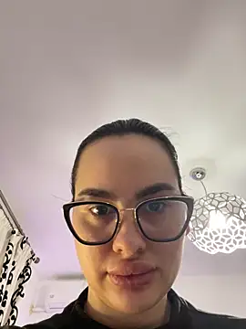 Chat +18 de LexieRosse ao vivo