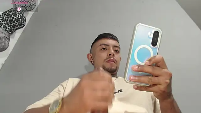 BASTIAN_NICOLAS_ Live XXX-chat