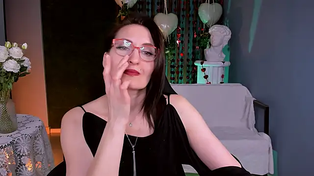 UnaTerra élő XXX-chatje