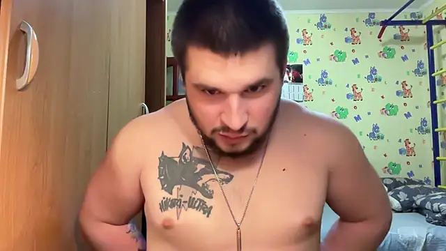 Show modela chiraq1945 na web-kameri