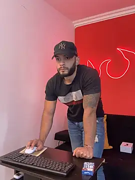 Živý XXX chat Mike_savage3