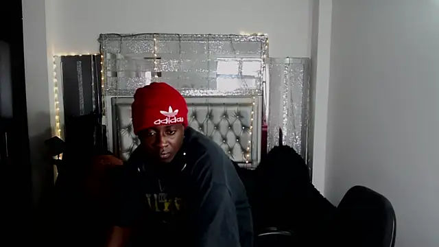 chamaquito_xl's Live XXX Chat