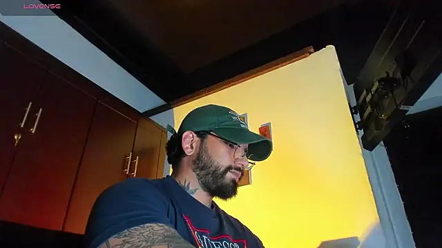 Živý XXX chat CamiloGray_