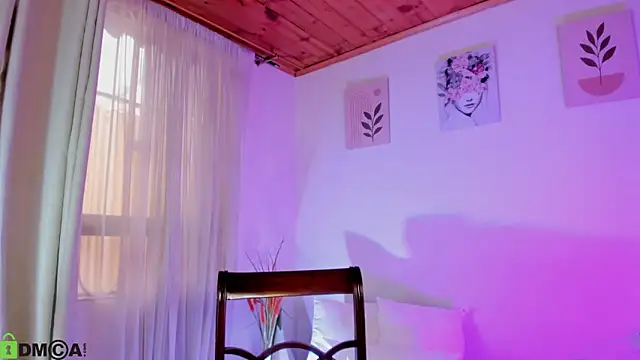 Lauraricci__ Live XXX Chat