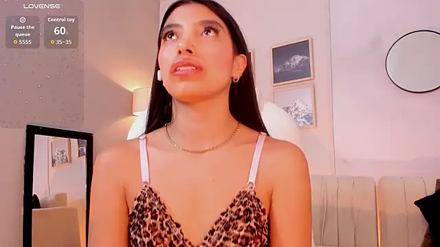 دردشة Tiffany_Low الجنسية المباشرة