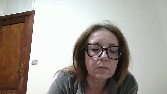 MiasexmilfのライブXXXチャット