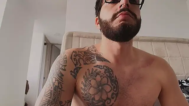 thomas_gun Adlı Modelin Canlı XXX Sohbeti