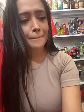 Sara_fun élő XXX-chatje