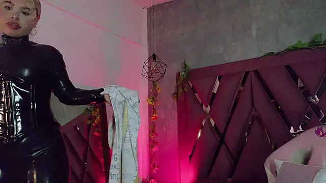 Chatroom XXX en direct de Haelycute