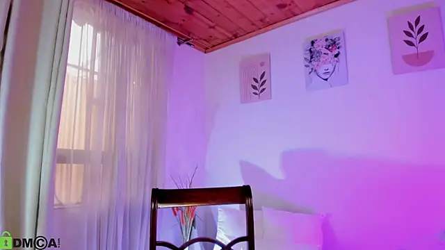 Lauraricci__n Live XXX chat