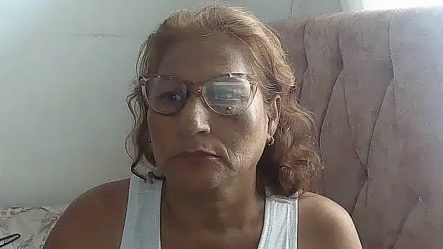 Chatroom XXX en direct de charrysexy1