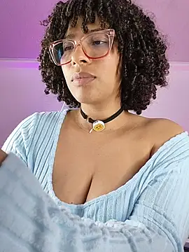 DannaBerry Adlı Modelin Canlı XXX Sohbeti