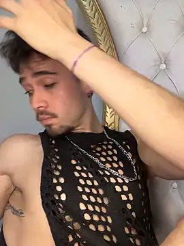 BrunoTurnerr Webcam Show