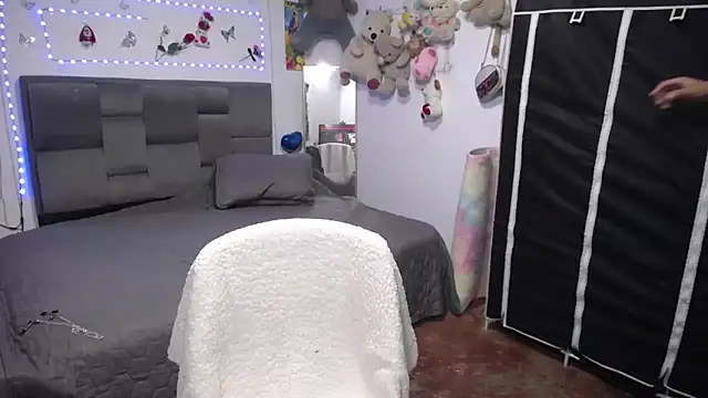 Sharloth_milf: απευθείας συνομιλία ΧΧΧ