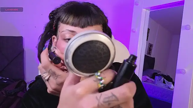 _sharlotte777 – Naživo XXX chat